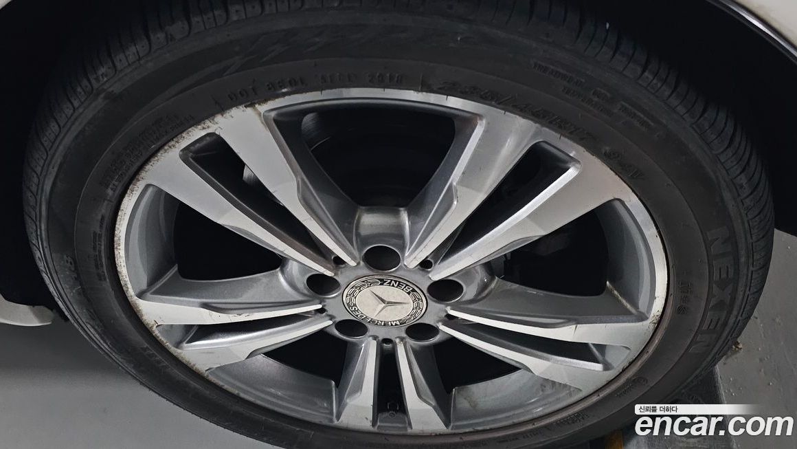 Mercedes-Benz E-Class 2015