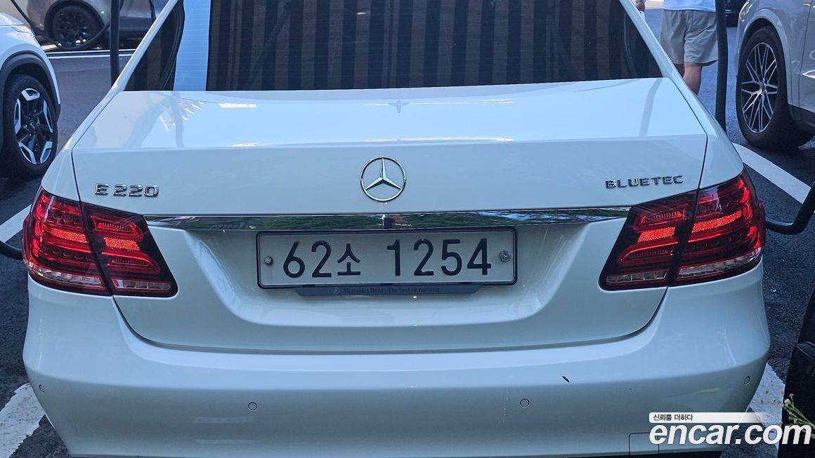 Mercedes-Benz E-Class 2015