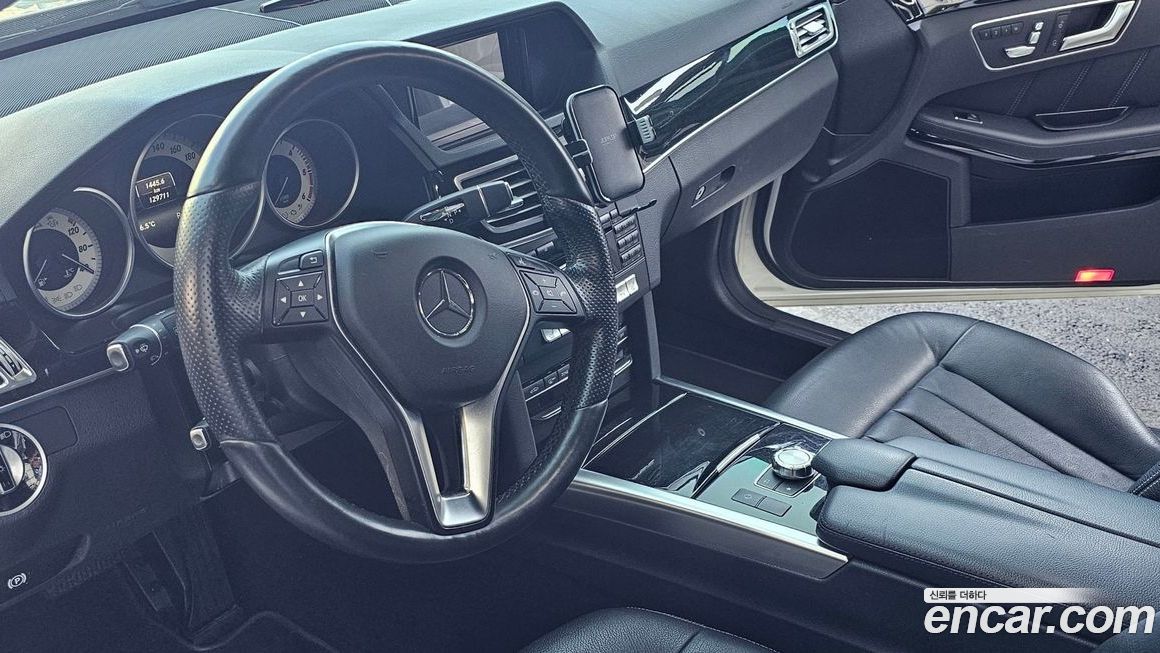 Mercedes-Benz E-Class 2015