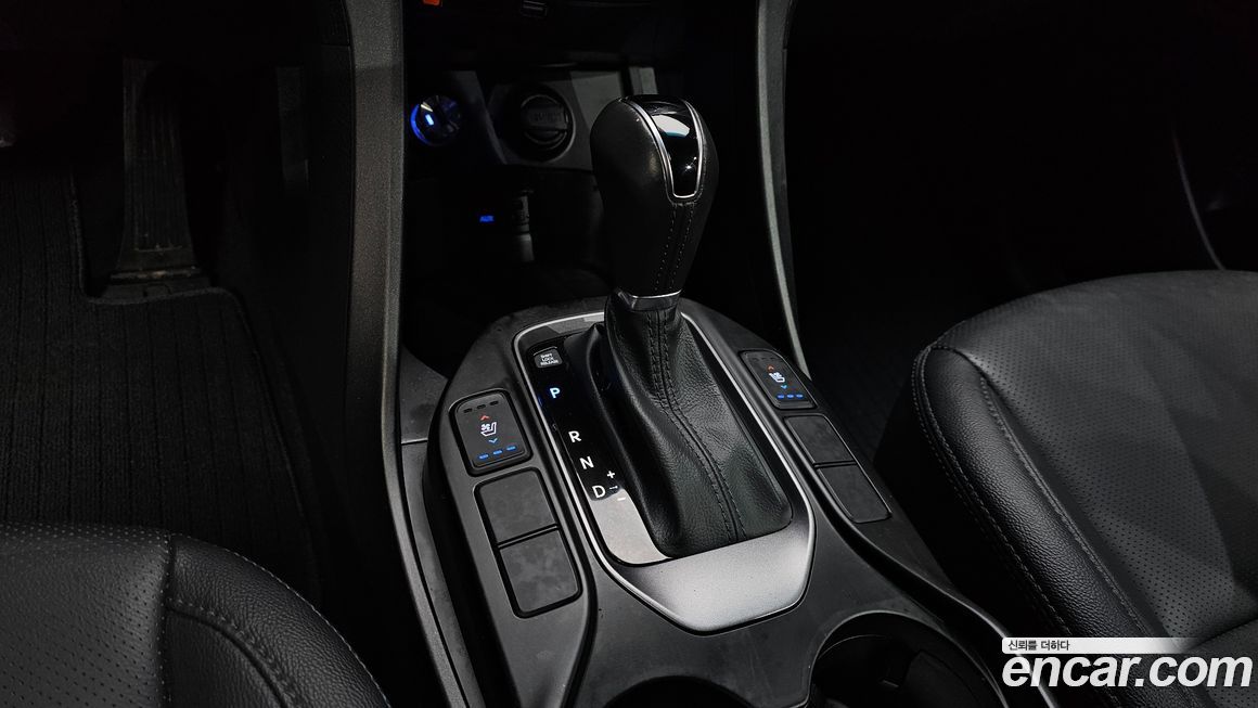 Hyundai Santafe 2015