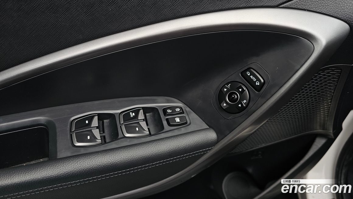 Hyundai Santafe 2015