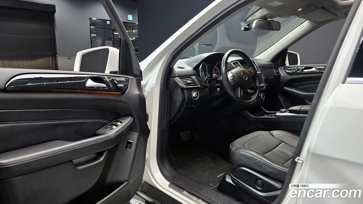 Mercedes-Benz M-class 2014