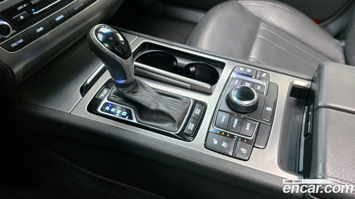 Hyundai Genesis 2016