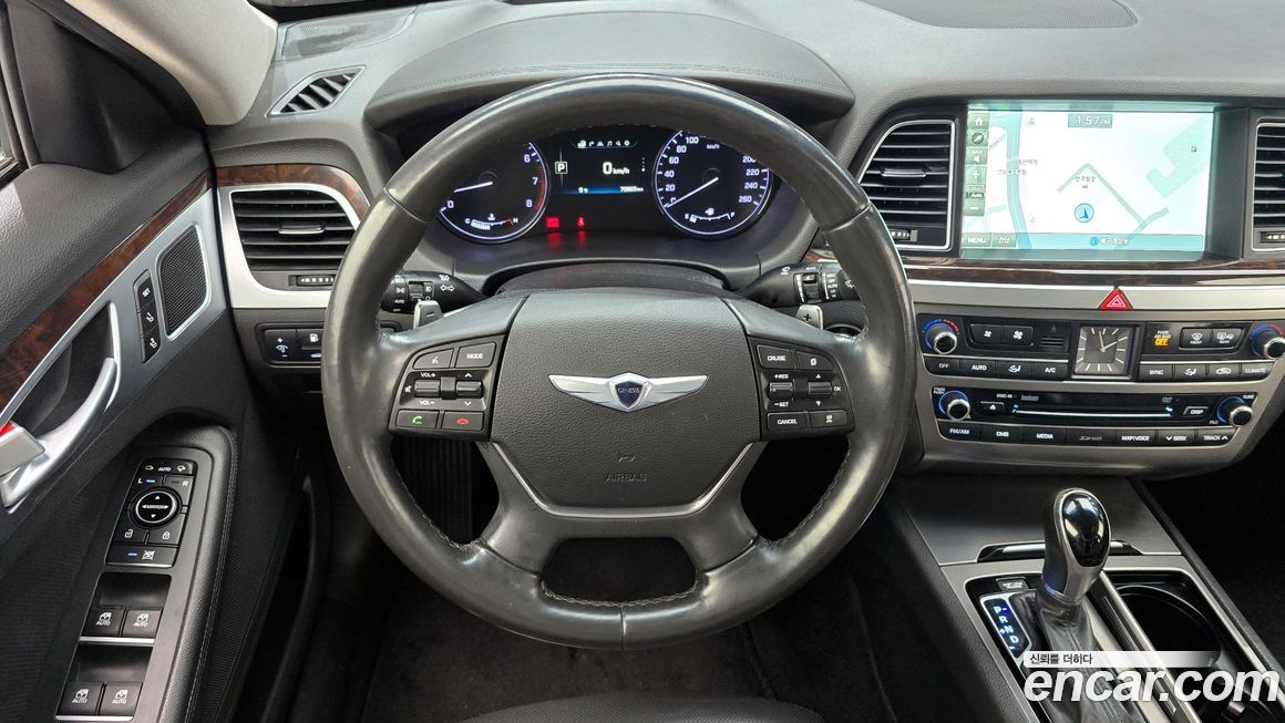 Hyundai Genesis 2016