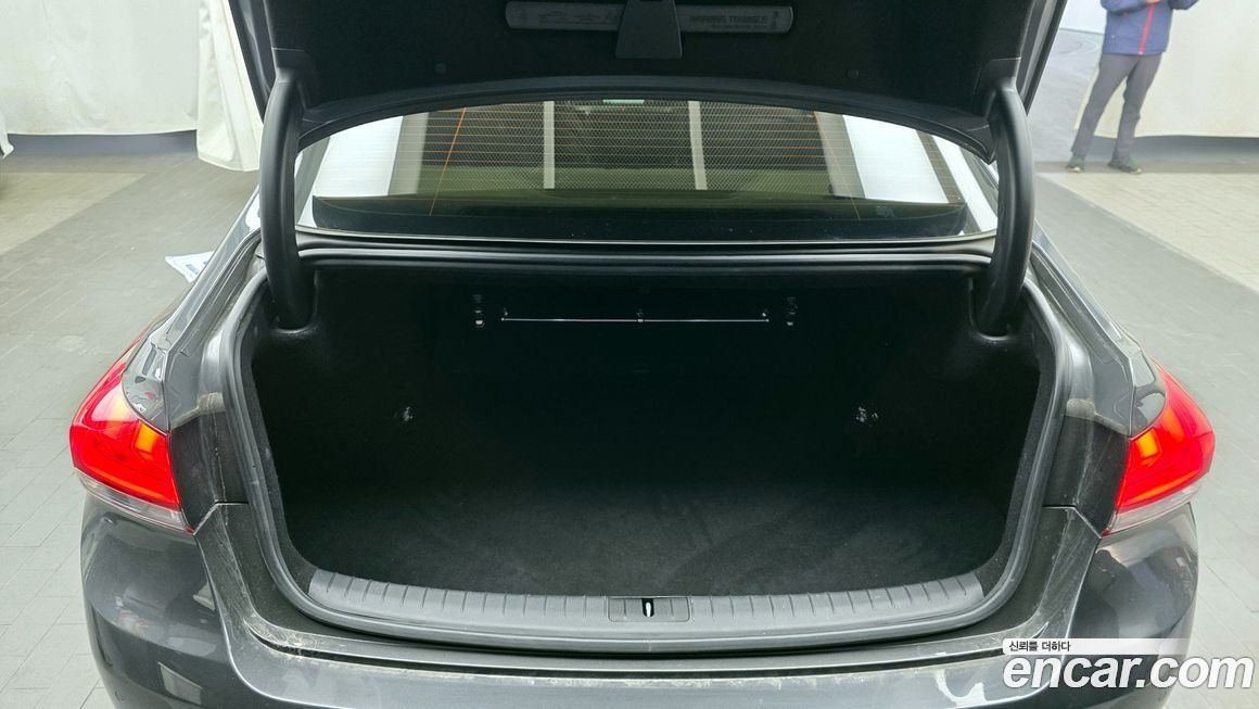 Genesis G80 2017