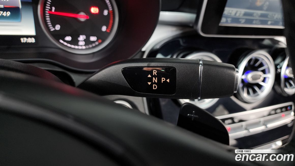 Mercedes-Benz C-Class 2018