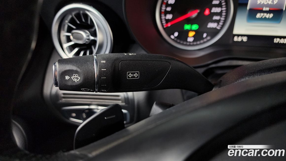 Mercedes-Benz C-Class 2018