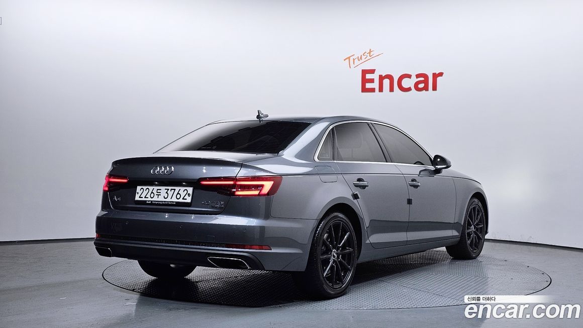 Audi A4 2019