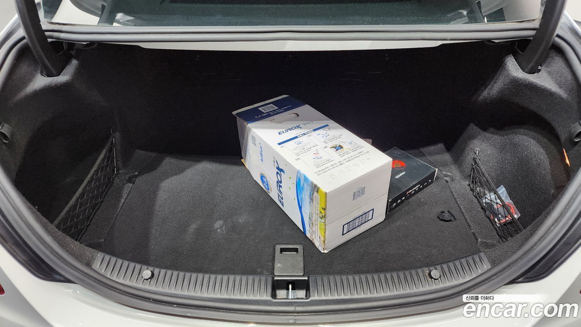 Mercedes-Benz C-Class 2018