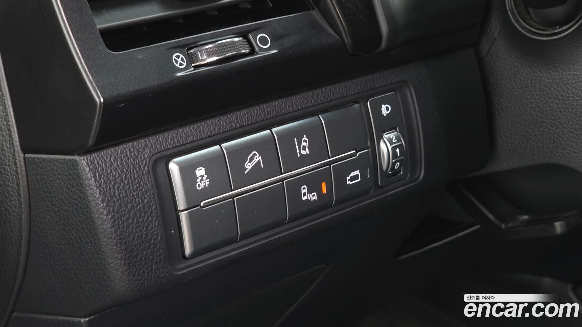 KG_Mobility_Ssangyong Rexton 2021