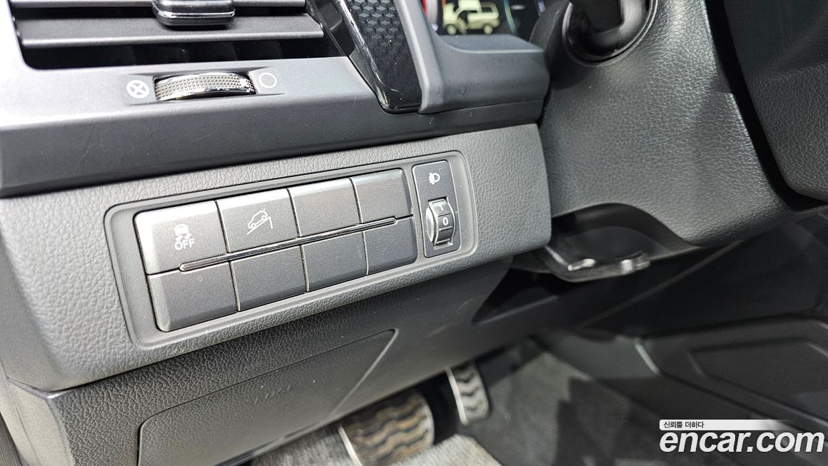 KG_Mobility_Ssangyong Rexton 2020