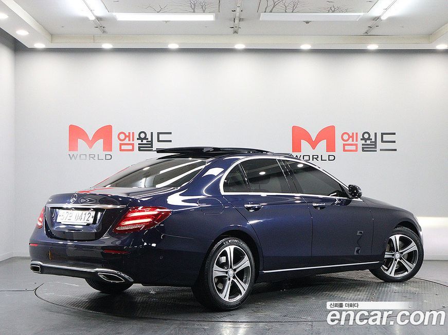 Mercedes-Benz E-Class 2017