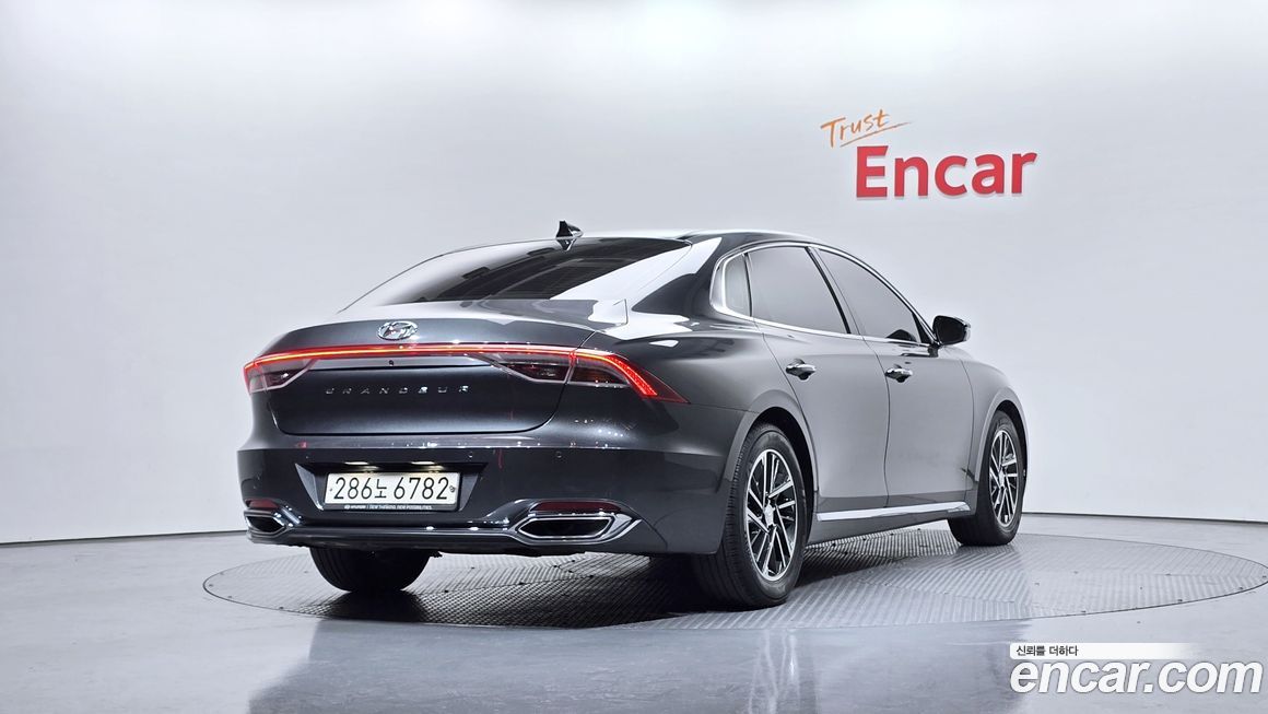 Hyundai Grandeur 2020
