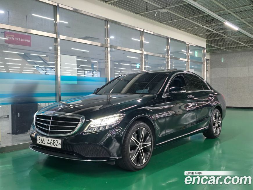 Mercedes-Benz C-Class 2019