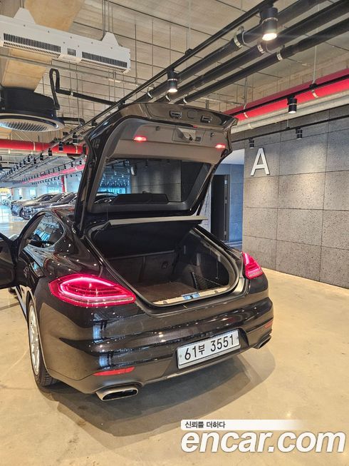 Porsche Panamera 2014