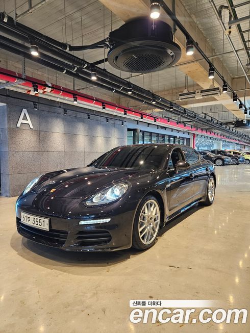 Porsche Panamera 2014