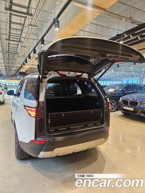Land Rover Discovery 2017