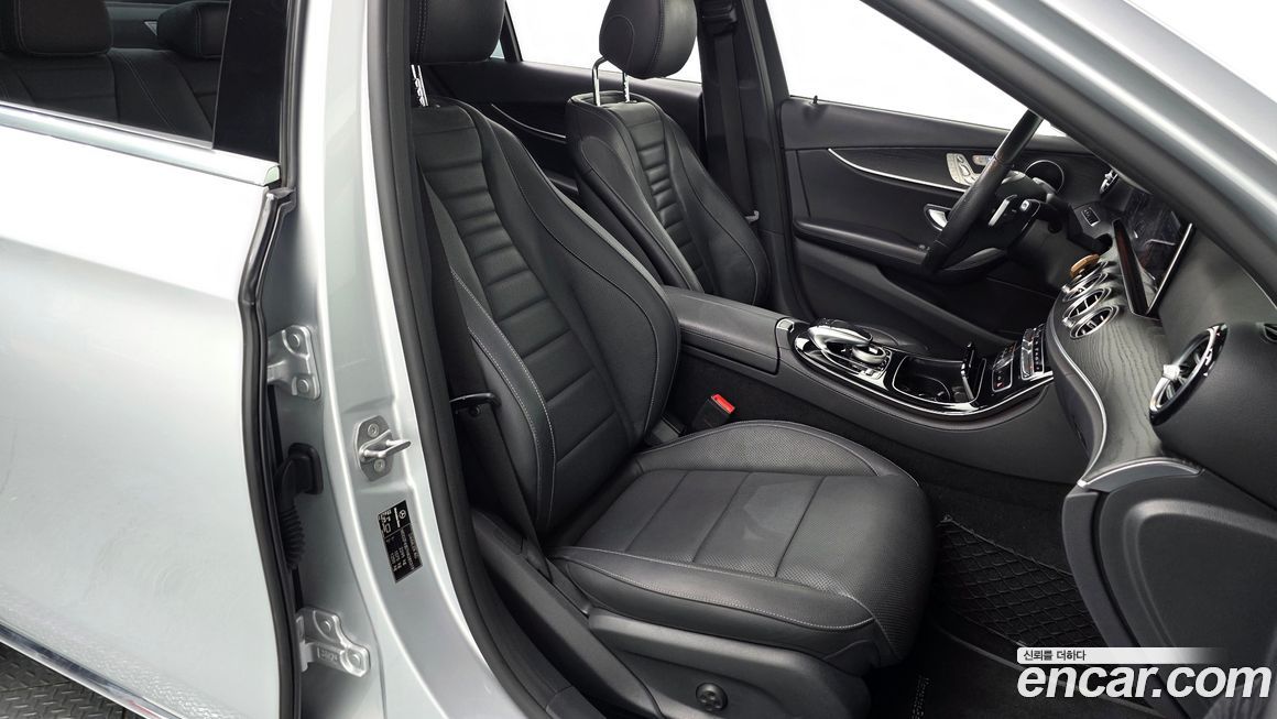 Mercedes-Benz E-Class 2017