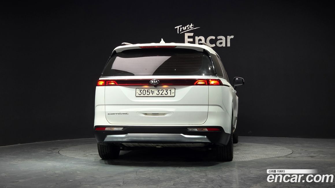 Kia Canival 2021
