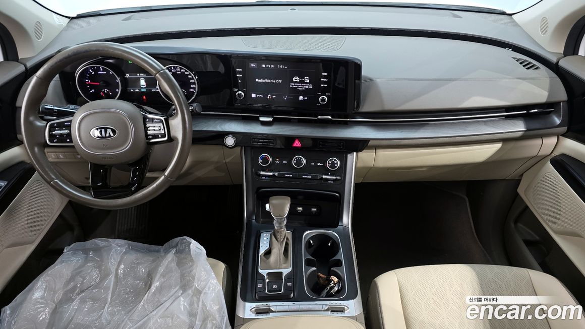 Kia Canival 2021