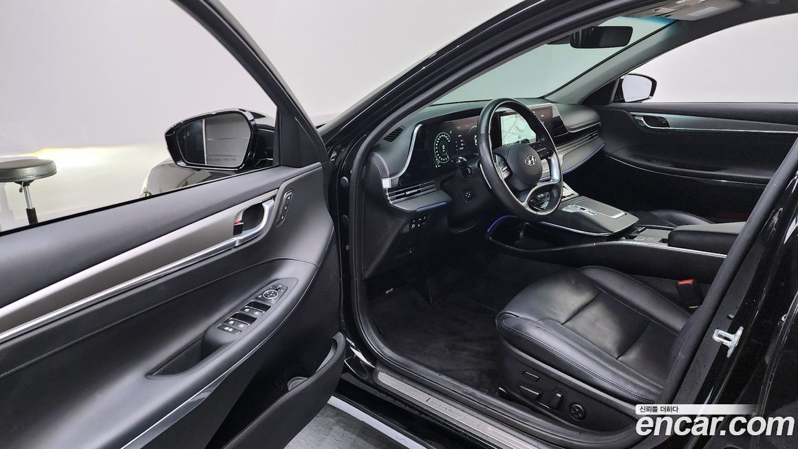 Hyundai Grandeur 2021