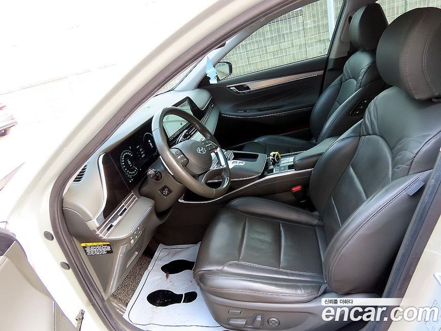 Hyundai Grandeur 2020