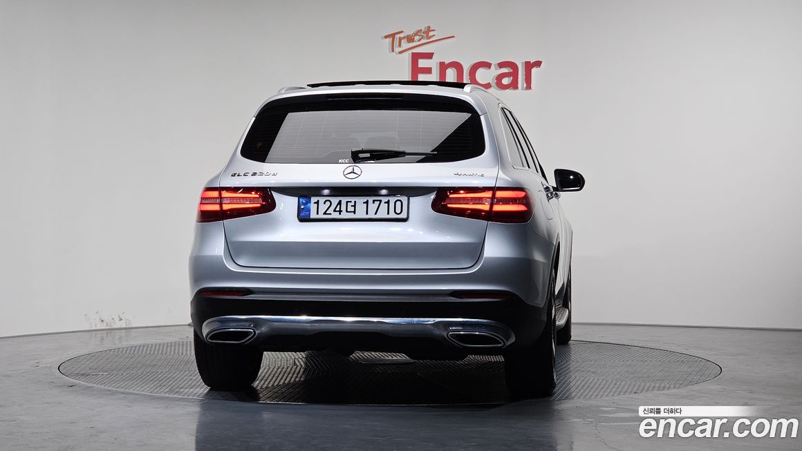 Mercedes-Benz GLC-Class 2018