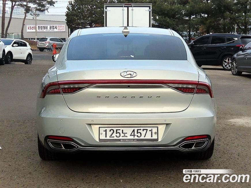 Hyundai Grandeur 2020