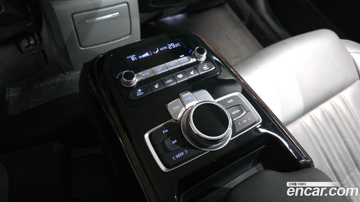 Genesis G90 2019