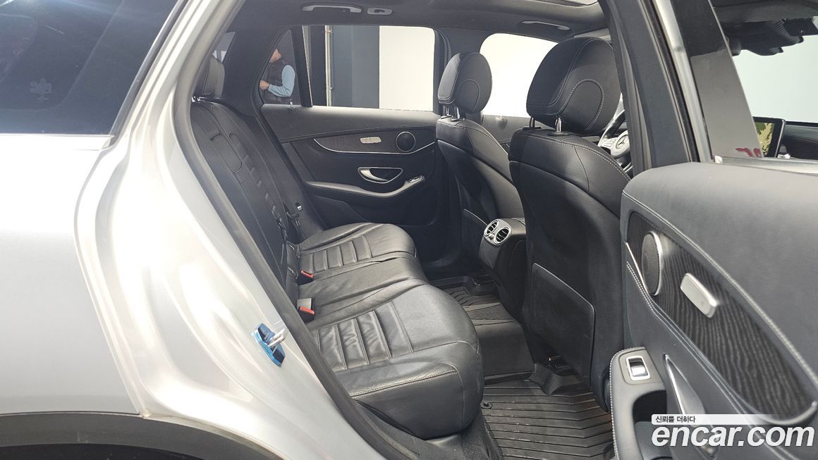 Mercedes-Benz GLC-Class 2018