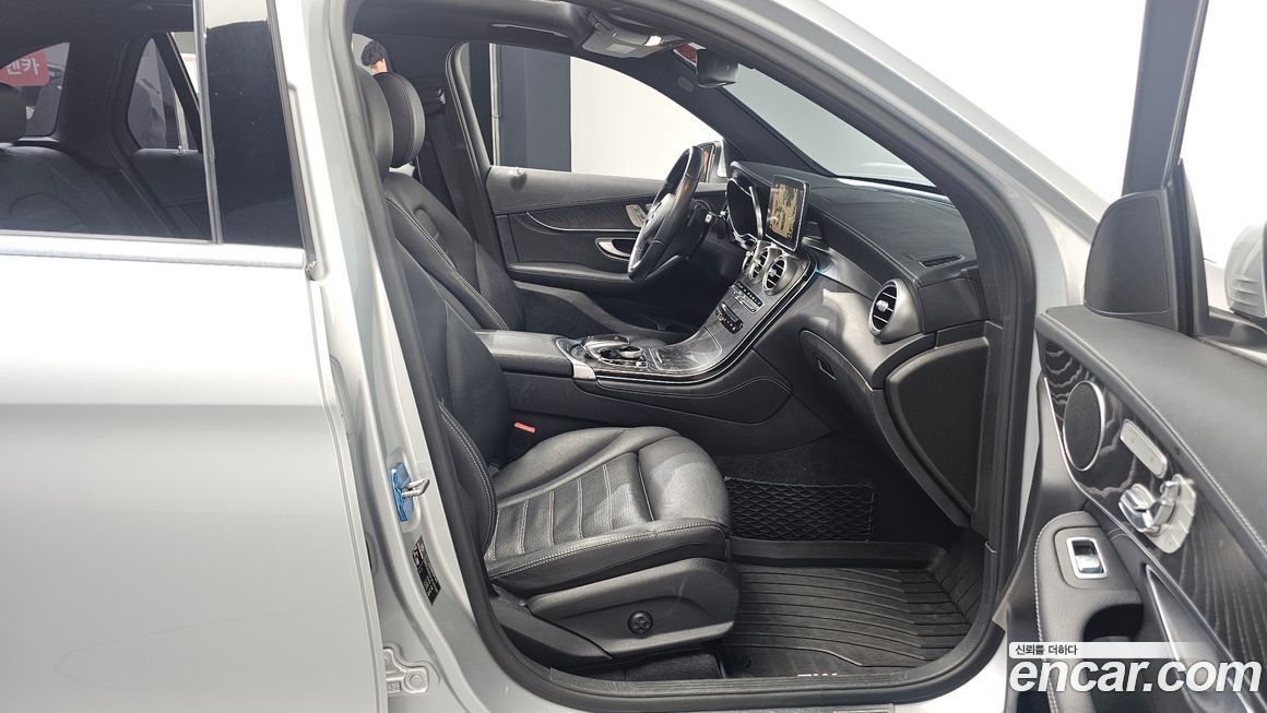 Mercedes-Benz GLC-Class 2018