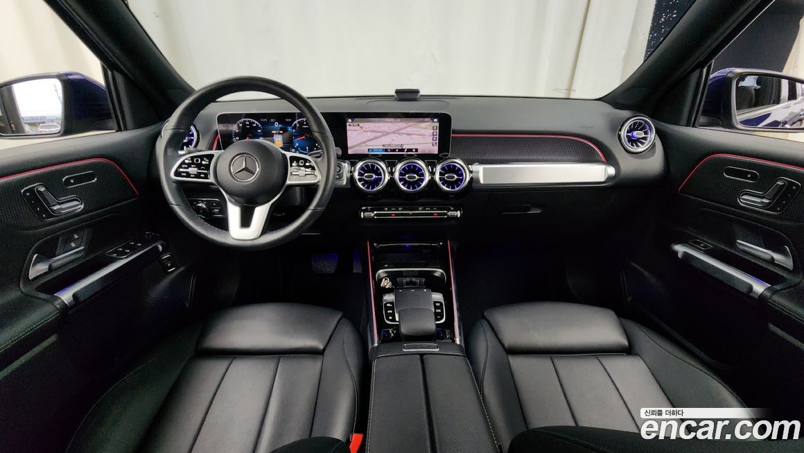 Mercedes-Benz GLB-Class 2020