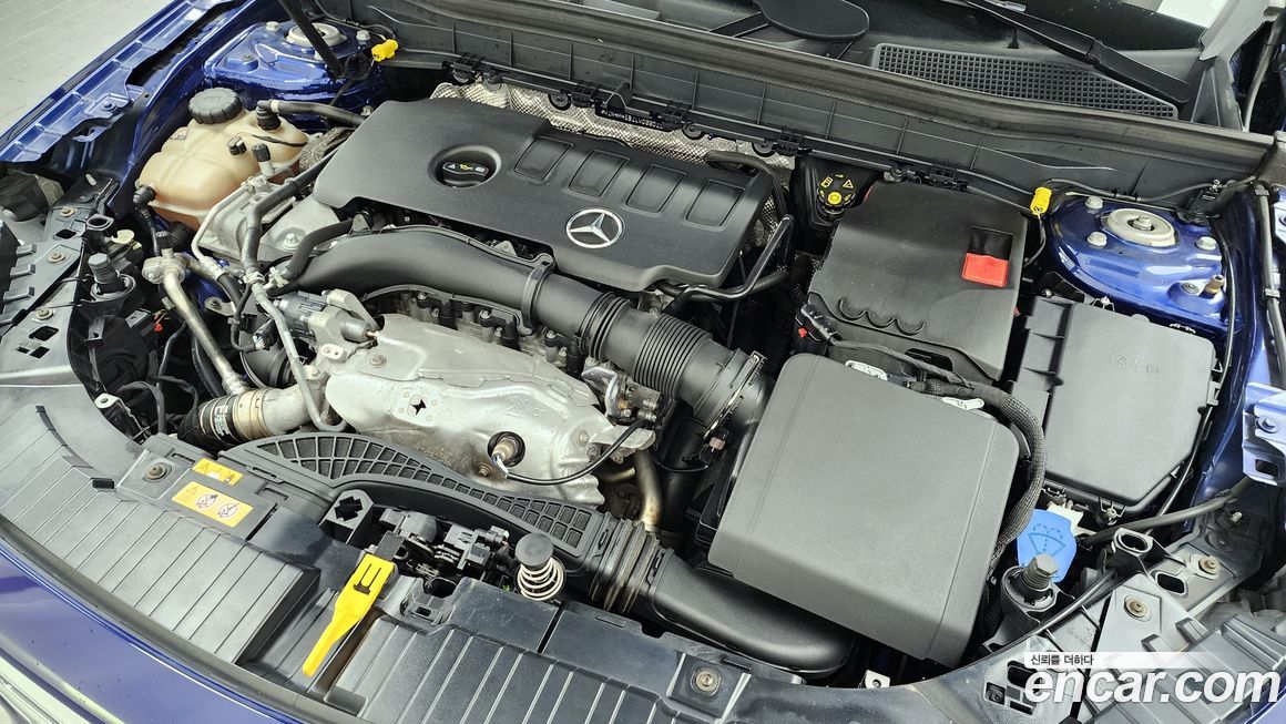 Mercedes-Benz GLB-Class 2020