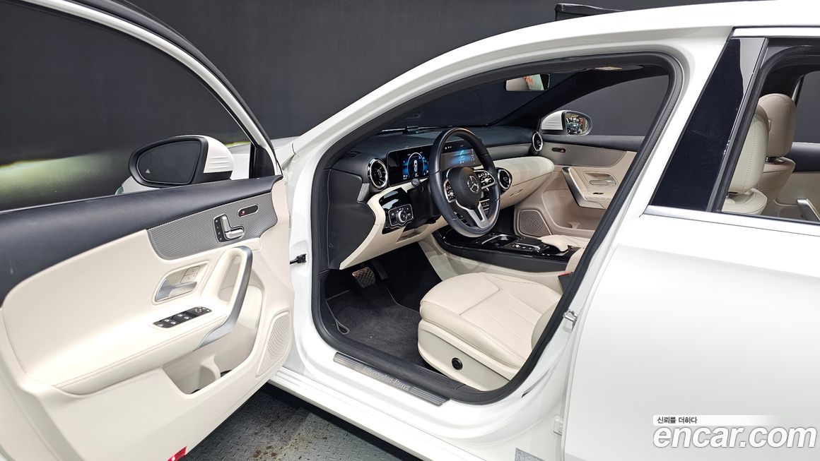 Mercedes-Benz A-Class 2021