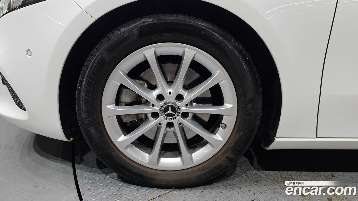 Mercedes-Benz A-Class 2021