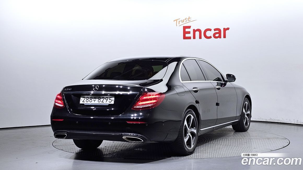 Mercedes-Benz E-Class 2020