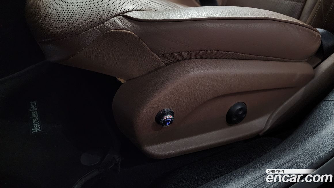 Mercedes-Benz E-Class 2020