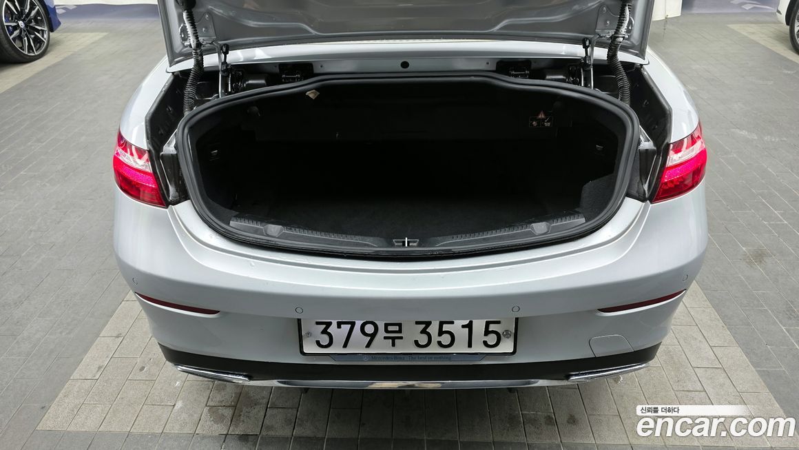 Mercedes-Benz E-Class 2020