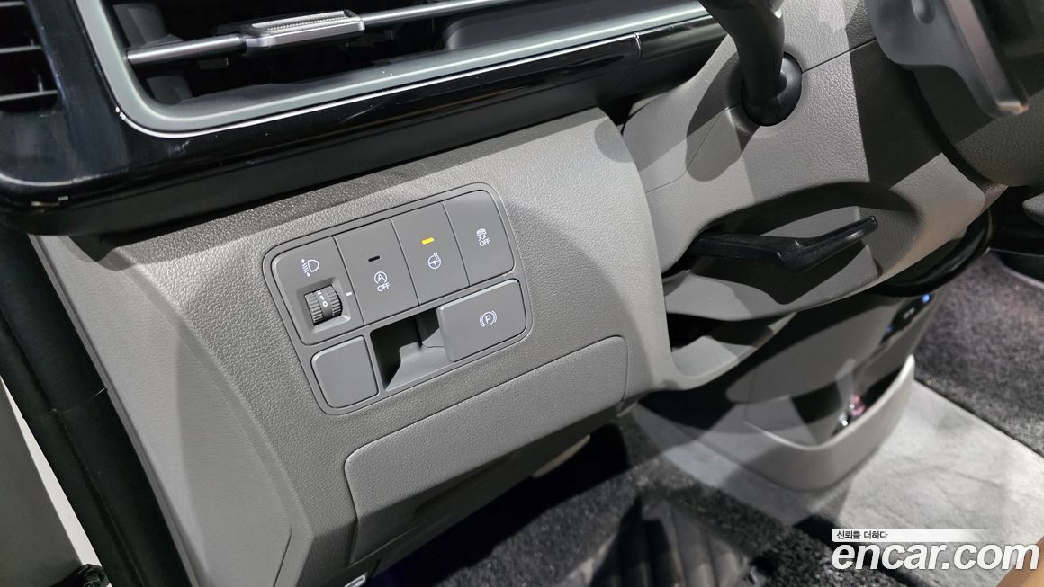Hyundai Staria 2023
