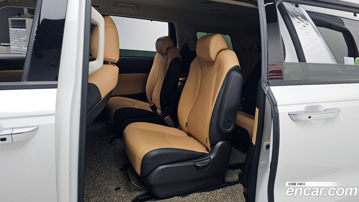 Kia Canival 2021