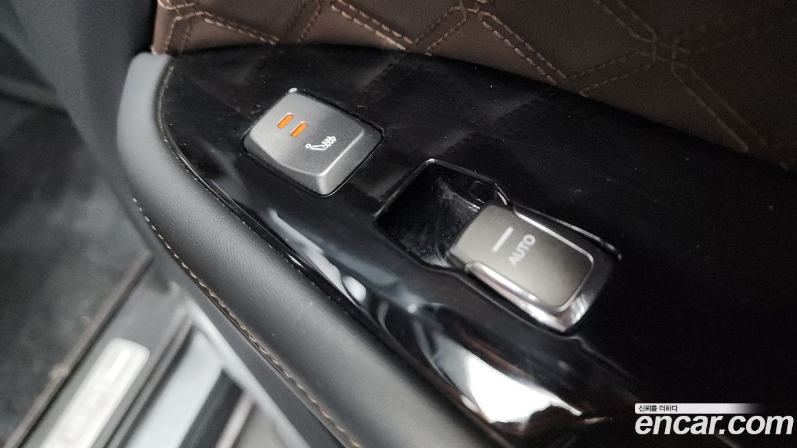 KG_Mobility_Ssangyong Rexton 2023