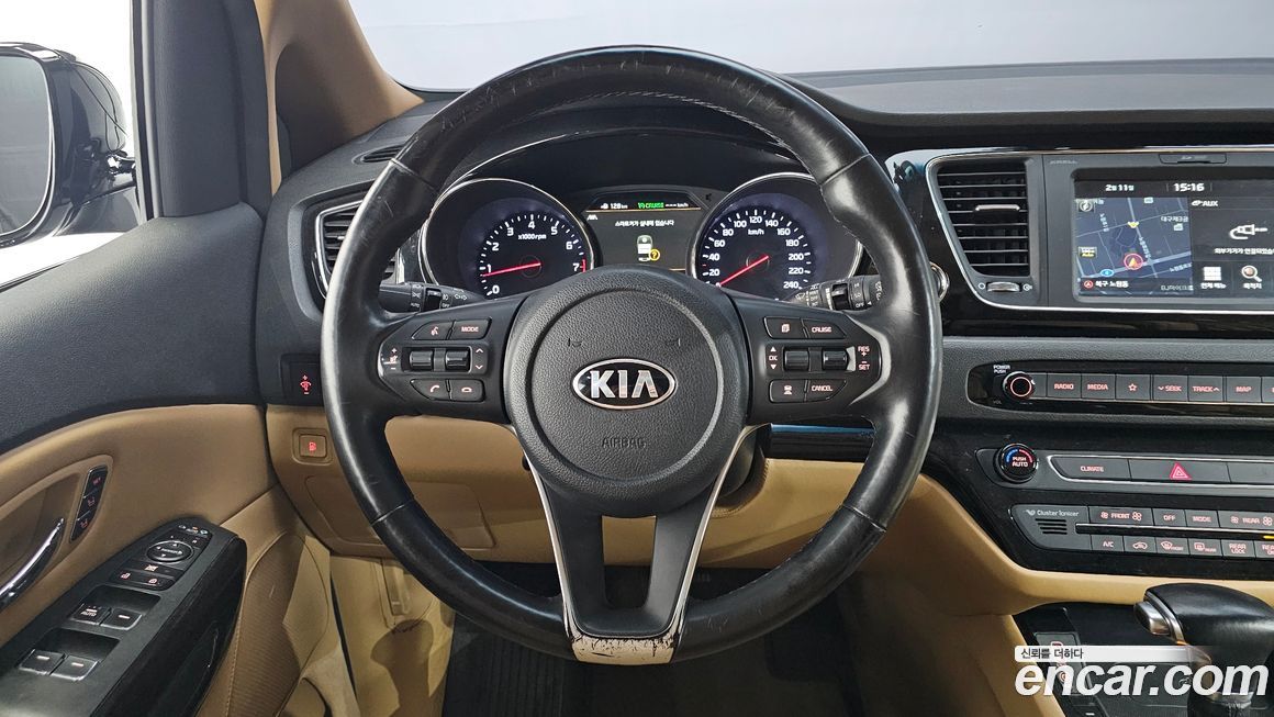 Kia Canival 2019