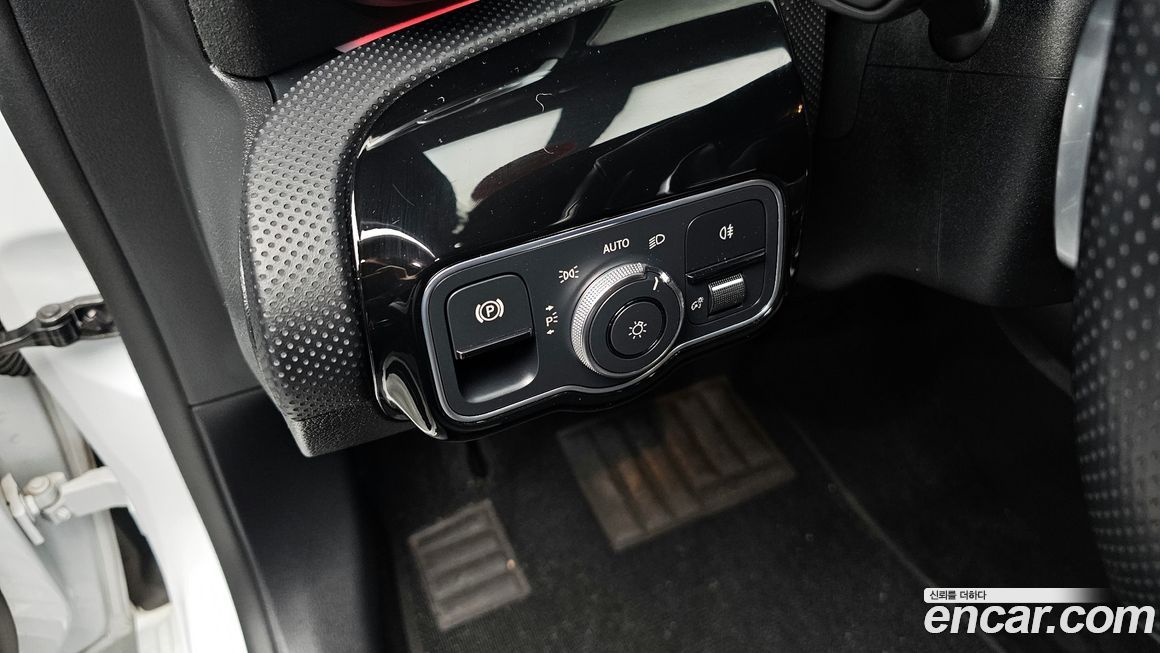 Mercedes-Benz A-Class 2021