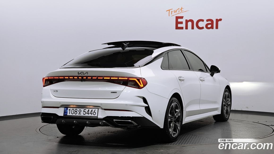 Kia K5 2023