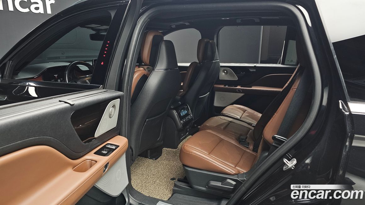 Lincoln Aviator 2021