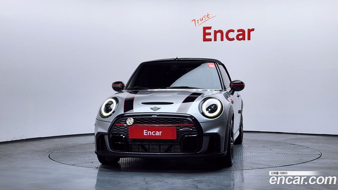 Mini Cooper Convertible 2024