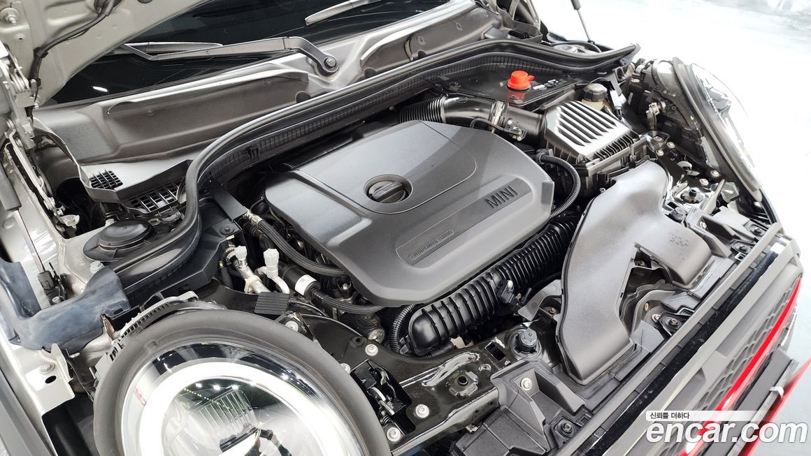 Mini Cooper Convertible 2024