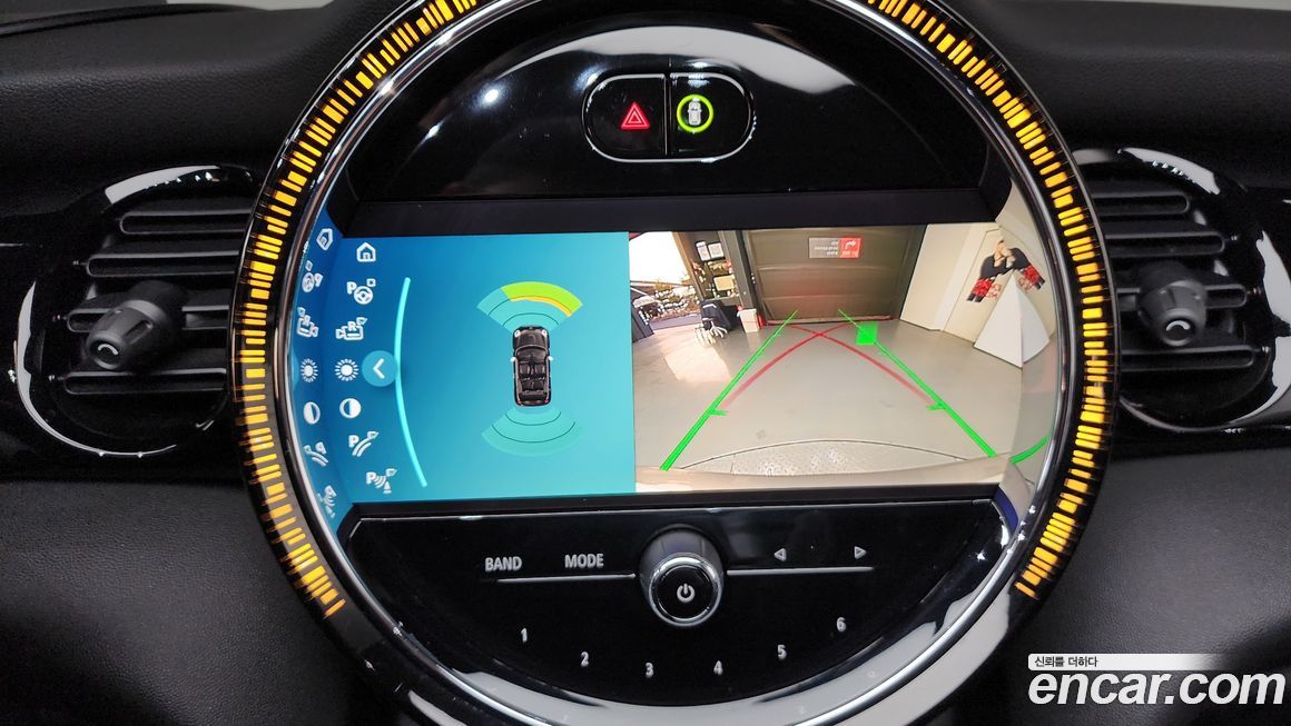 Mini Cooper Convertible 2024