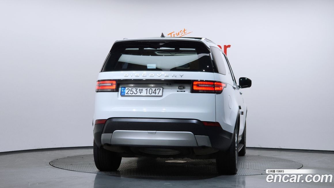 Land Rover Discovery 2018