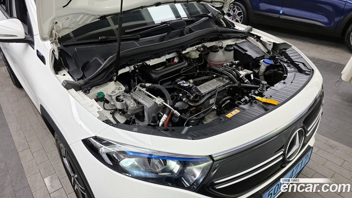 Mercedes-Benz EQA 2022